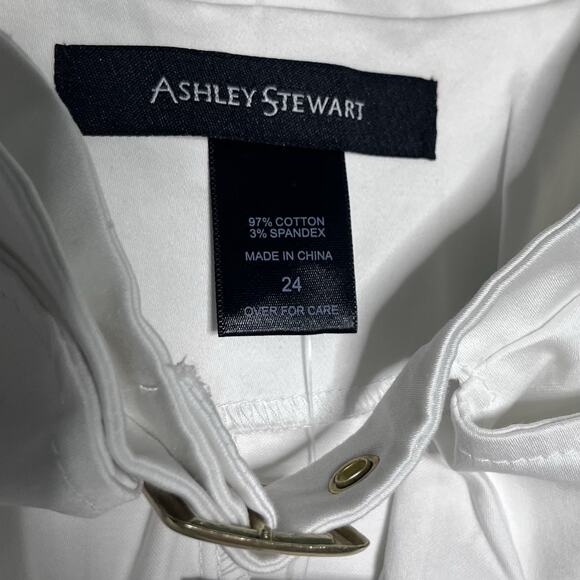 NWT Ashley Stewart S/S Jacket Size 24 White Retro Zipper Buckle Accent - Picture 5 of 7